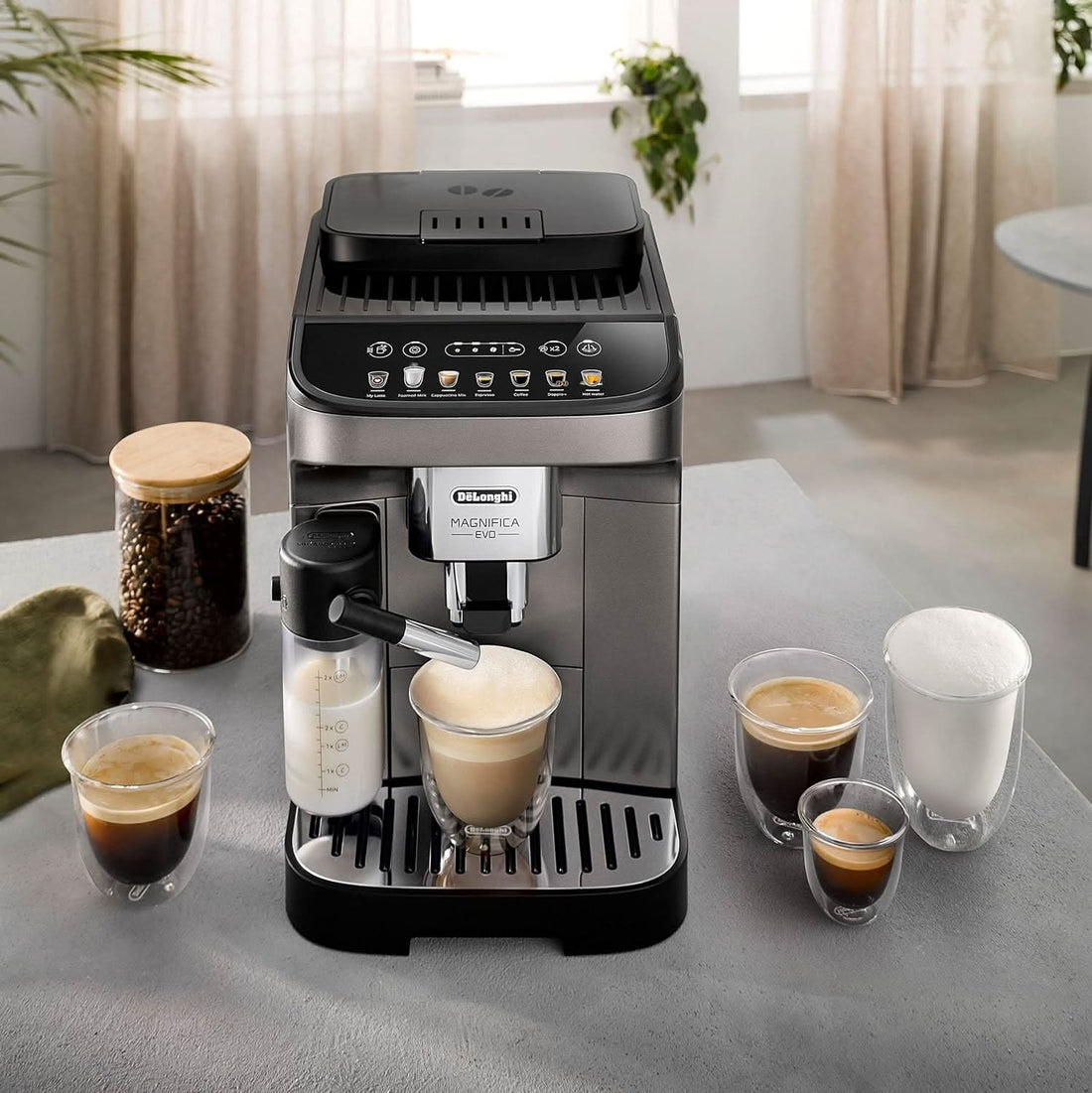 De'Longhi Magnifica Evo, Fully Automatic Coffee Machine, Compact Size, LatteCrema System, Multiple Coffee Recipes, Coloured Display, ECAM290.62.B Black